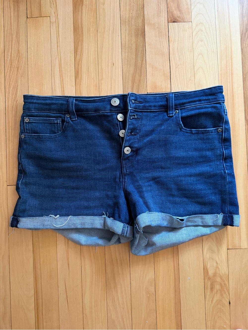 American Eagle Outfitters Dark Blue Rolled-Hem Denim Shorts Midi Size 16